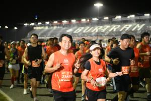 BIB: 274, 278, 228, 2231, 25698, 28563
                            <button type="button" onclick="openModal(10696322)" class="btn btn-primary btn-sm float-right btn-popup" data-toggle="modal" data-target=".modal-high-quality">
                        <i class="fas fa-shopping-cart"></i> Add to Cart
                    </button>
                                            <button type="button" onclick="isThisMe(10696322, true)" class="btn btn-success btn-sm float-right btn-popup btn-isme hidden" data-toggle="tooltip" data-placement="bottom" title="นี่คือรูปของคุณใช่ไหม คลิกที่นี่เพื่อเอาเข้าอัลบั้ม">
                        <i class="fas fa-plus"></i> Add to album
                    </button>
                    <button type="button" onclick="isThisMe(10696322, false)" class="btn btn-warning btn-sm float-right btn-popup btn-isnotme hidden">
                        <i class="fas fa-ban"></i> Remove from album
                    </button>